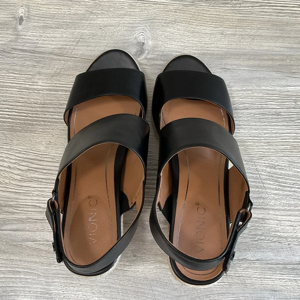 Vionic Brooke Black Leather Espadrille Wedge Beautiful Sandals Women's Size 10 M
